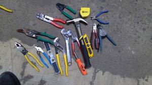 lot 576 image: Assorted Hand Tools