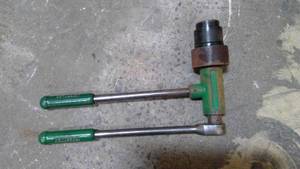 lot 583 image: Greenlee Knock out punch driver