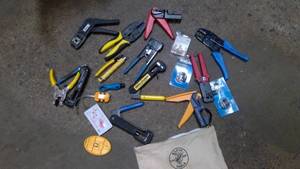 lot 587 image: Assorted coaxal and phone line tools