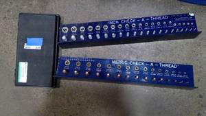 lot 622 image: Check a thread, Thread setter kit