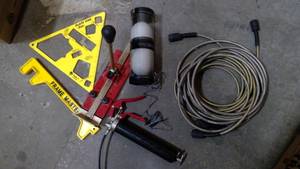 lot 637 image: Assorted items