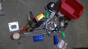 lot 638 image: Assorted items