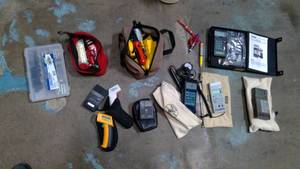 lot 642 image: Assorted electronics