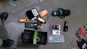 lot 644 image: Assorted electronics