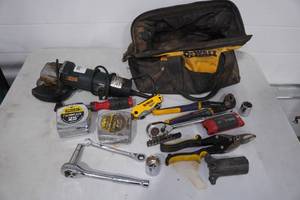 lot 35 image: DeWalt Tool Bag with Tools