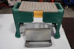 lot 87 image: Garden Caddy Stool