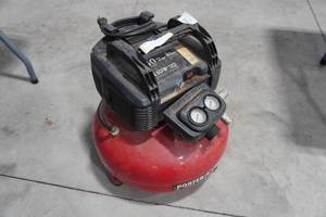 lot 109 image: Porter & Cable Pancake Air Compressor
