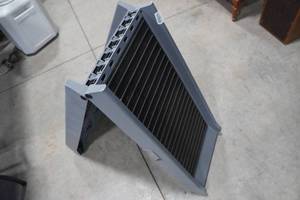 lot 195 image: Foldable Pet Ramp