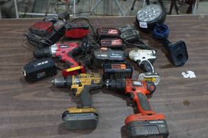 lot 177 image: Assorted Power Tools