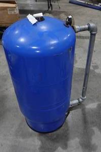 lot 136 image: Pressure Tank