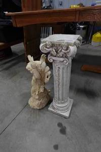 lot 128 image: LawnGarden Statues