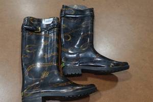 lot 223 image: Ralph Lauren Boots - Size 8