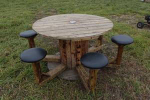 lot 24 image: Homemade Outdoor Bar Table
