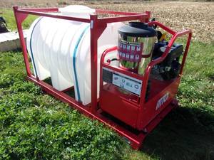 lot 7 image: Gas Powered Hot Water Pressure Washer