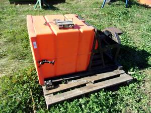 lot 20 image: Buyers Receiver Mount Salt Spreader