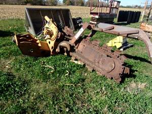 lot 24 image: Case Combo Mount Trencher 5 Stinger