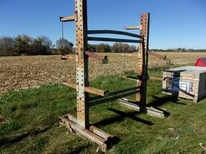 lot 28 image: 2 Sided Cantilever Racking