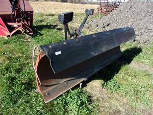 lot 39 image: 8 Western Snow Plow WPump