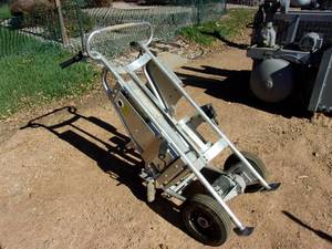 lot 75 image: Battery Powered BarrelDrum Cart