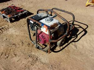 lot 84 image: Minnich 3 Phase 230Volt Generator (RUNS)