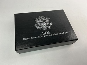 lot 7 image: 1995 Premier Silver Proof Set