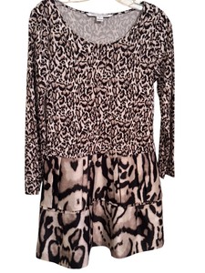 lot 62D image: UL - Diane von Furstenberg Leopard Print Dress Size 6