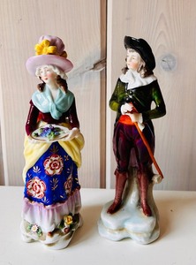 lot 81C image: FR - Pair of Vintage 7-Inch Porcelain Figurines Man and Woman in Period Dress