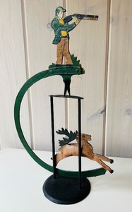 lot 82C image: SRFR - Vintage Folk Art Pendulum Balance Toy