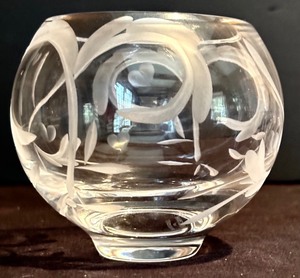 lot 19HH image: FR - Marquis by Waterford Handcut Truly Yours Crystal Decorative Bowl