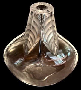lot 20H image: K - Vintage Lalique Osumi Crystal Vase