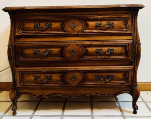 lot 42H image: LR - Vintage Gabberts French Style Bombe Commode