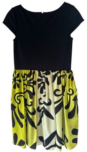 lot 110H image: FR - Alice  Olivia Black and Yellow Patterned Dress, Approx. SmallMedium