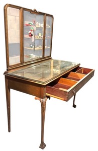lot 316H image: LL - Vintage Vanity with Mirror and Single Drawer