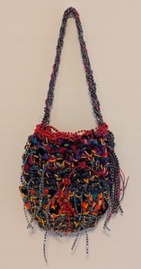 lot 180 image: UL - Susan Riedweg Handcrafted Beaded Purse