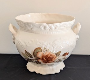 lot 296 image: DR - Large Decorative Ceramic Pot with Floral Design and Handles