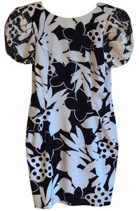 lot 332H image: FR - Morton Myles Black and White Puff Sleeve Dress with Sequin Detail, Size 8