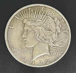 lot 35 image: 1922-D Peace Dollar