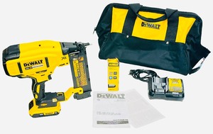 DEWALT 20V MAX XR Brushless Cordless 21° Plastic Framing 18G Nailer Kit ft Brushless Motor with Charger DCB112 12V20V Max and Carrying Bag   LIKE NEW EXCELLENT CONDITION