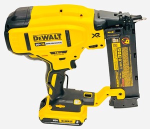 DEWALT 20V MAX XR Brushless Cordless 21° Plastic Framing 18G Nailer Kit ft Brushless Motor with Charger DCB112 12V20V Max and Carrying Bag   LIKE NEW EXCELLENT CONDITION