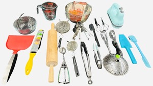 Vintage Kitchen Aid Mixer  Anchor Hocking  Pyrex  Baking Bundle