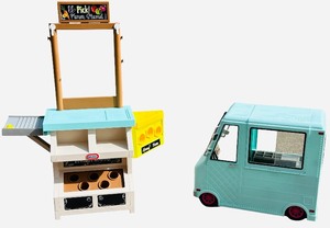 Girls Outdoor Toys - Qty 2  Ice Cream Truck  Sale Stand