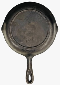 Black Cast Iron Pan - 8 18 X 2 deep No. 5