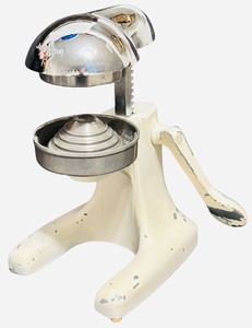 JUICER Vintage Juice-King Citrus Juicer with a Beige Base and Chrome Press (F)