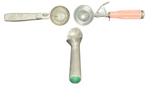Vintage Metal Kitchen Utensil Tools Ice Scream Scoop Bundle - Qty 3 (E)
