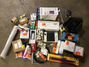 lot 59 image: Lotof Assorted General Merchandise and Hardware  Customer Returns See Pictures See Pictures