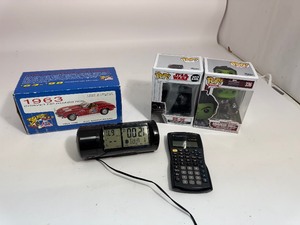 lot 21 image: Lot of Miscellaneous Items