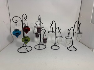 lot 23 image: Iron Stand Tea Light Holders