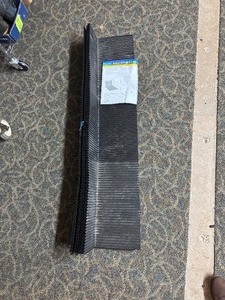 lot 83 image: Floor Edging