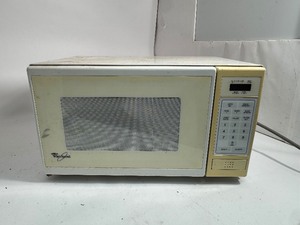 lot 60 image: Microwave
