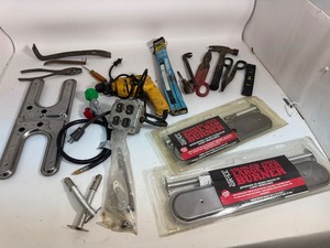 lot 70 image: Lot of Tools -Drill Works